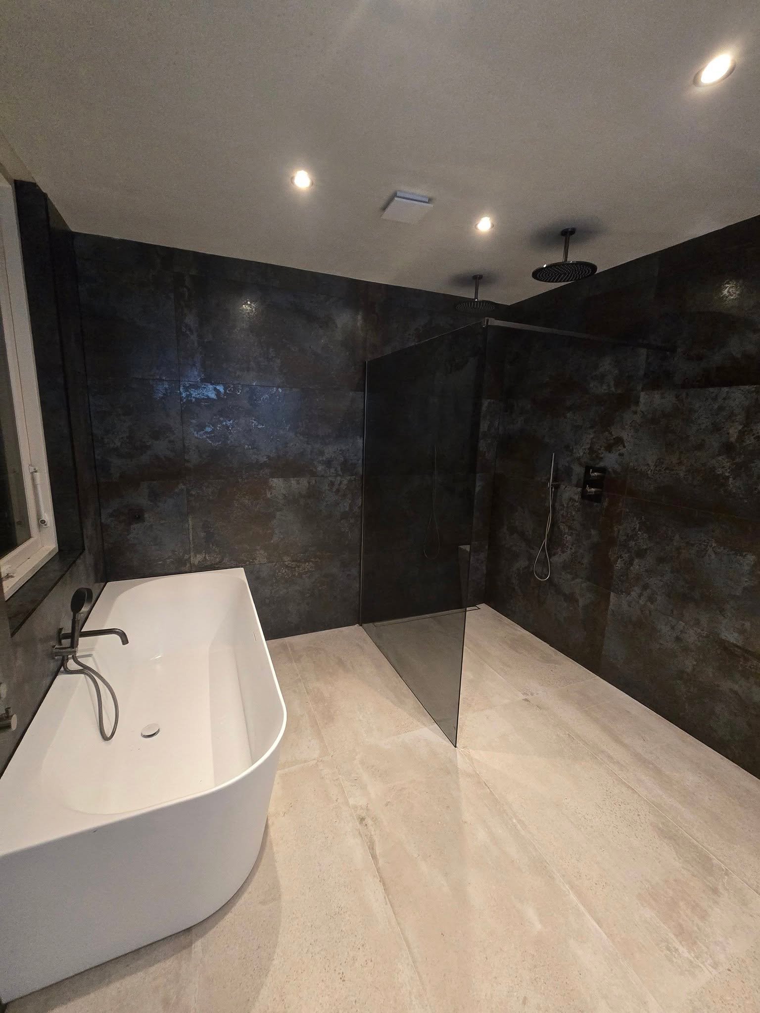 475271300_122225739122068131_7840753317402135538_n